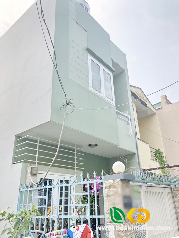 Bán nhà lầu mới hẻm 588 Huỳnh Tấn Phát, quận 7.